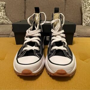Converse Run Star Chuck Taylor Platform Womens 7.5 S0069.40